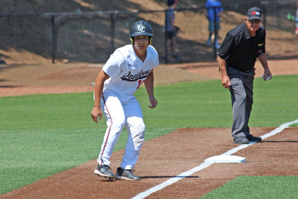DavidsonBASE's tweet photo. E2 | 'Cats 6, Bonnies 0

Manjooran strikes again in a 4-run 2nd, driving in 2 on a single! Edwards plates another with a double, and 2 Bonnies errors help produce a 4th run! https://t.co/vhqW6XhFax