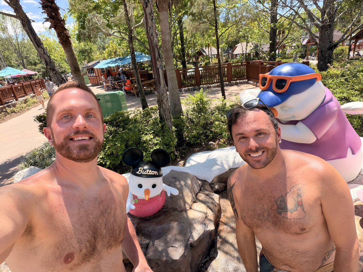 Alex1nWonderlnd's tweet image. Brrrrrrr! ❄️⛄️😉 #DisneyWorld