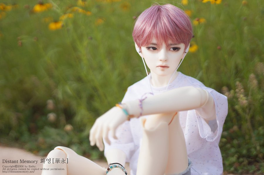Kimdudd's tweet photo. #트인덕장터 #디스턴트메모리 #DISTANTMEMORY #방탄소년단 #BTS #BTSV #뷔  #BTS뷔

구합니다. 미개봉 DISTANTMEMORY 화영 구해요.

헤드만 구매해도 되고, 헤드+바디 세트도 괜찮습니다.
미개봉 제품은 정가로 구매하겠습니다. 헤드는 최대 17만 원 초과하지 않습니다.
판매하시는 분 연락 주세요. https://t.co/2cM2vbDAAb