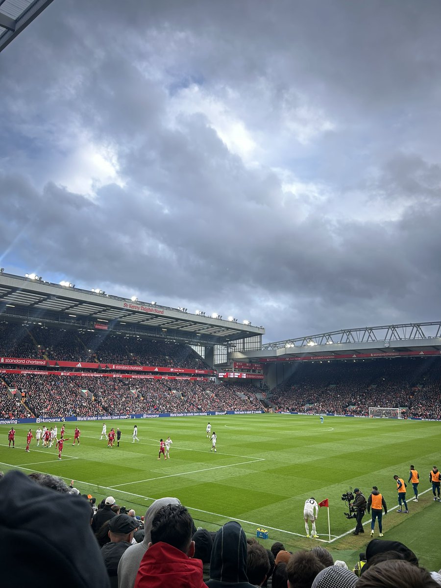 𝕮𝖍𝖗𝖎𝖘𝖙𝖎𝖆𝖓𝖊 tweet media