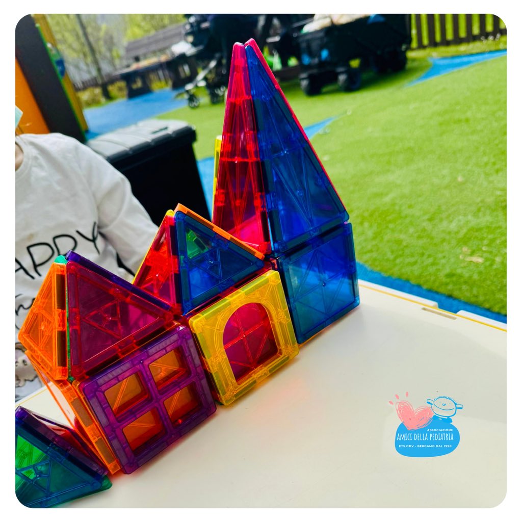 AmiciDellaPedia's tweet photo. #AmiciDellaPediatria 🩵 “Aria aperta, movimento e gioco: al parco #GiCoBe cresciamo sani e felici!”😍
La gioia negli occhi di bambini e ragazzi ed anche dei loro familiari è fantastica e conferma quanto sia stato importante creare questo luogo magico🤩
#Esserci ❤️ https://t.co/3YollgWcNT