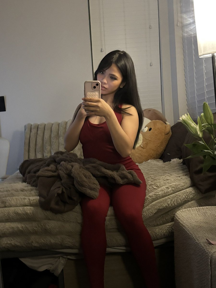 Simoneitl tweet media