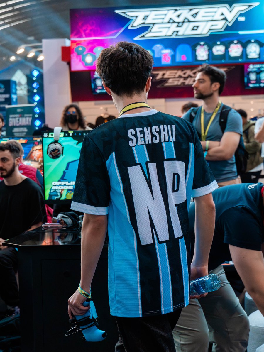 Senshii tweet media