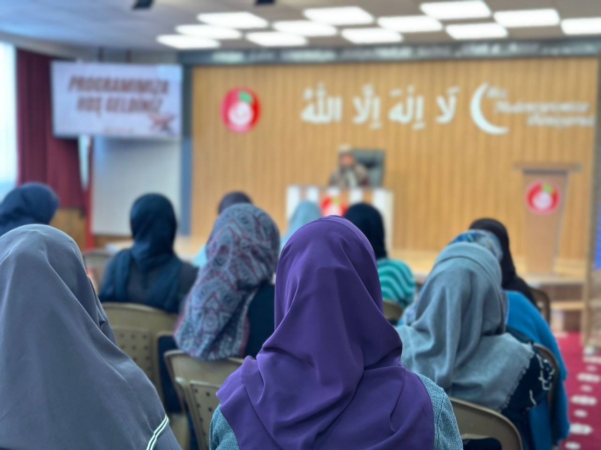 MERSNLFURKANGN1's tweet photo. Furkan Hareketi Mersin Bayan Kolları olarak gerçekleştirdiğimiz "İslam'da Aile ve Çocuk Eğitimi" seminerimizden geriye kalanlar ✨ https://t.co/Fjq8ZCVKUW
