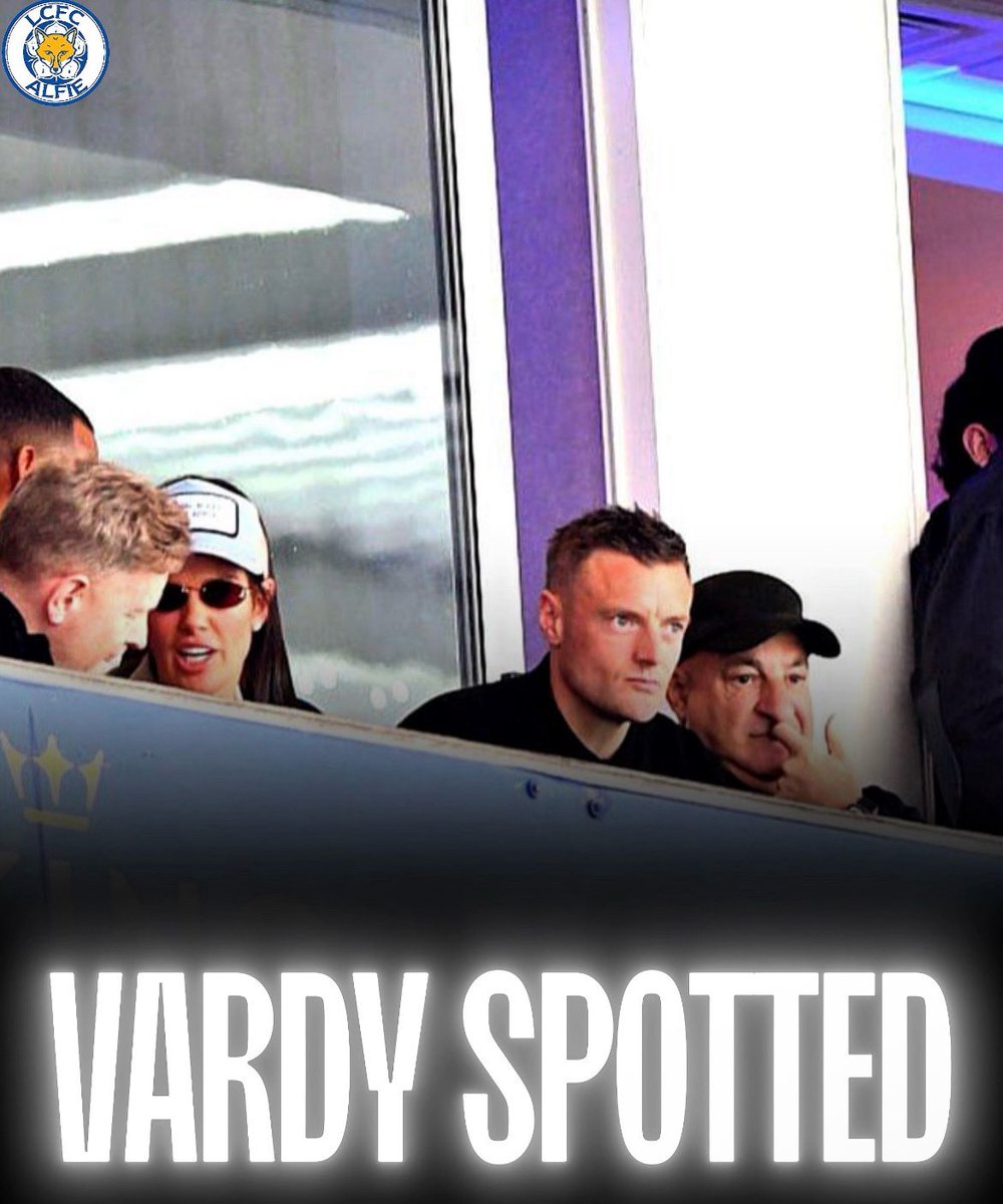 LCFC_AlfieTv's tweet image. Jamie Vardy at Leicester City’s match today vs Swansea.

Come back Vards we miss you.🥲

#lcfc #jamievardy #vardy