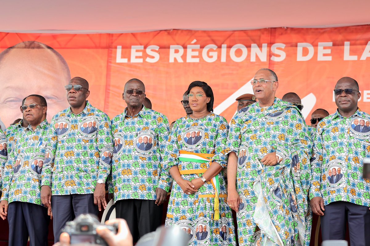 AlsoOfficiel's tweet photo. 11 avril, j’ai représenté le SE du RHDP, le Ministre Cissé Ibrahim Bacongo, à la cérémonie d’hommage des populations de la Mé et de l’Agneby-Tiassa au Président @AOuattara_PRCI.

Mobilisation exceptionnelle de la population saluant les actions de développement. https://t.co/W0wvDPbIDc