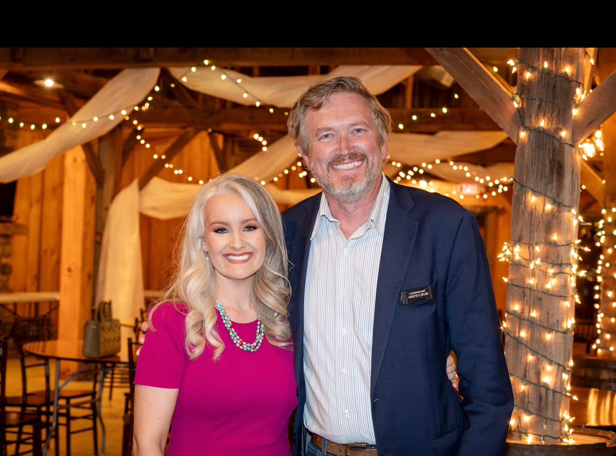 MassieforKY's tweet photo. Grant County GOP put on a great Lincoln Day Dinner last night. 

It was great to be among so many friends, including State Representative @SavannahLMaddox, in such a beautiful venue. https://t.co/cb9gmSO4JR