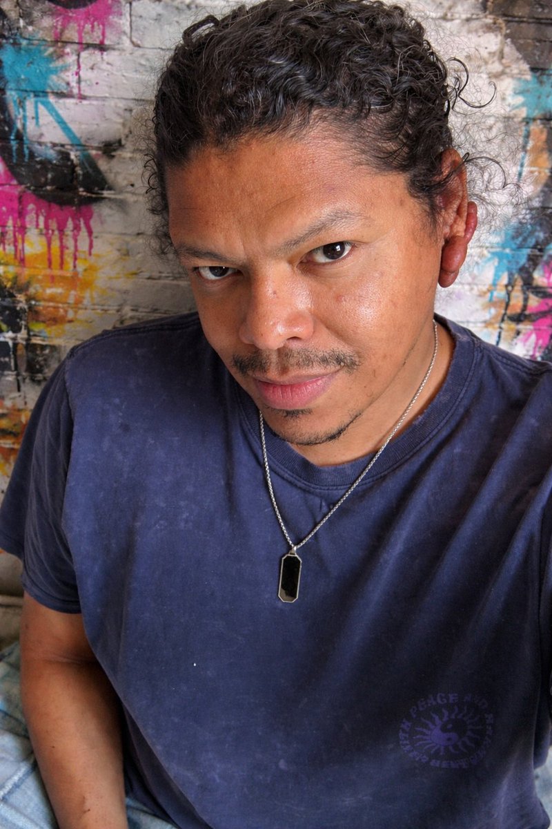 lippemusic's tweet photo. Entre o caos e a calma… eu sou os dois.
Sem filtro, sem roteiro — só vivendo no meu próprio ritmo.

Se for pra marcar presença, que seja assim: olhar firme, mente afiada e zero paciência pra o básico. 🖤🔥

#SemFiltro #VibeReal #Atitude #Originalidade https://t.co/qUDBgDsAbE