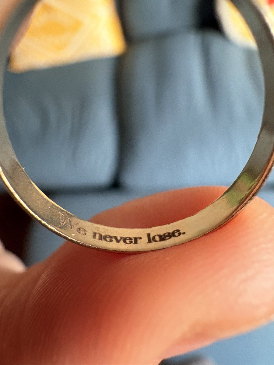 vi ON TOUR. 12٠࣪⭑21 tweet media