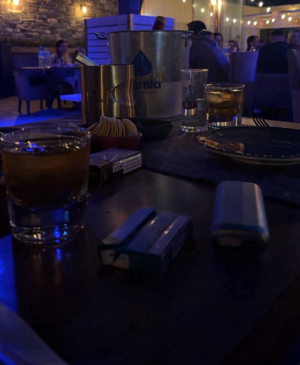 Headache tweet media