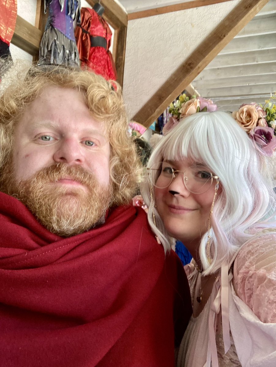 InkStormUser's tweet photo. Its always a good day when its Faire day 🥰🐏🗡️ https://t.co/n1QXTqE4L6