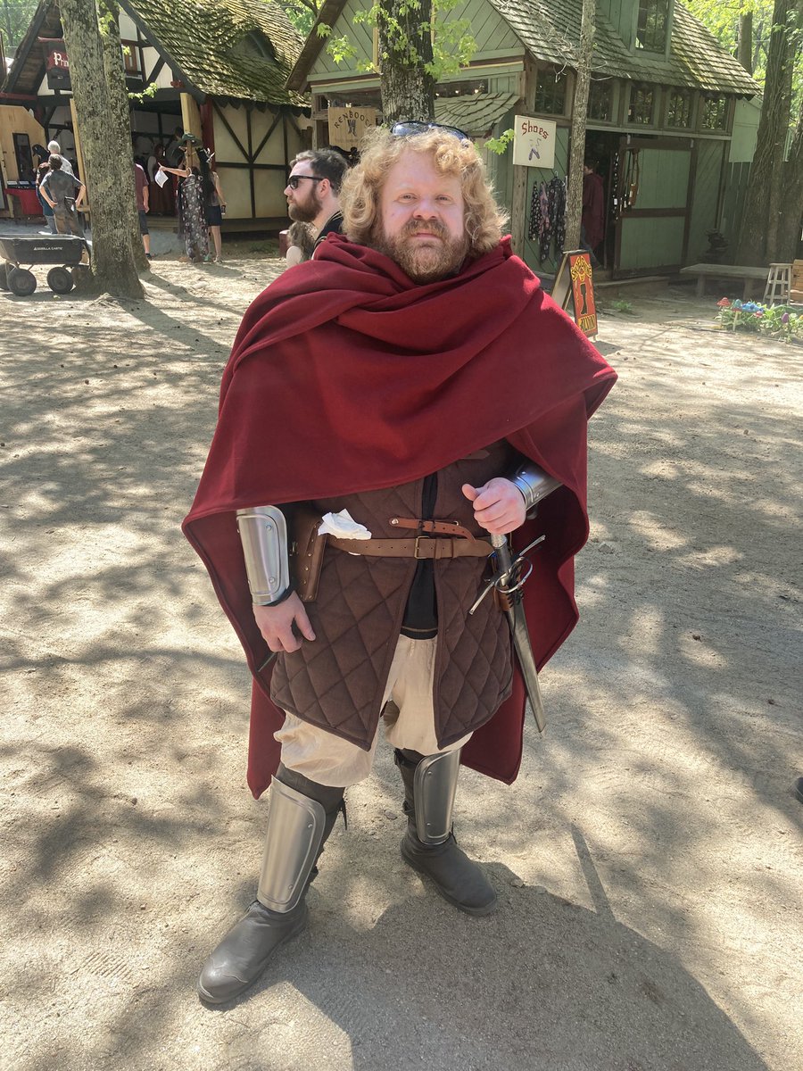 InkStormUser's tweet photo. Its always a good day when its Faire day 🥰🐏🗡️ https://t.co/n1QXTqE4L6