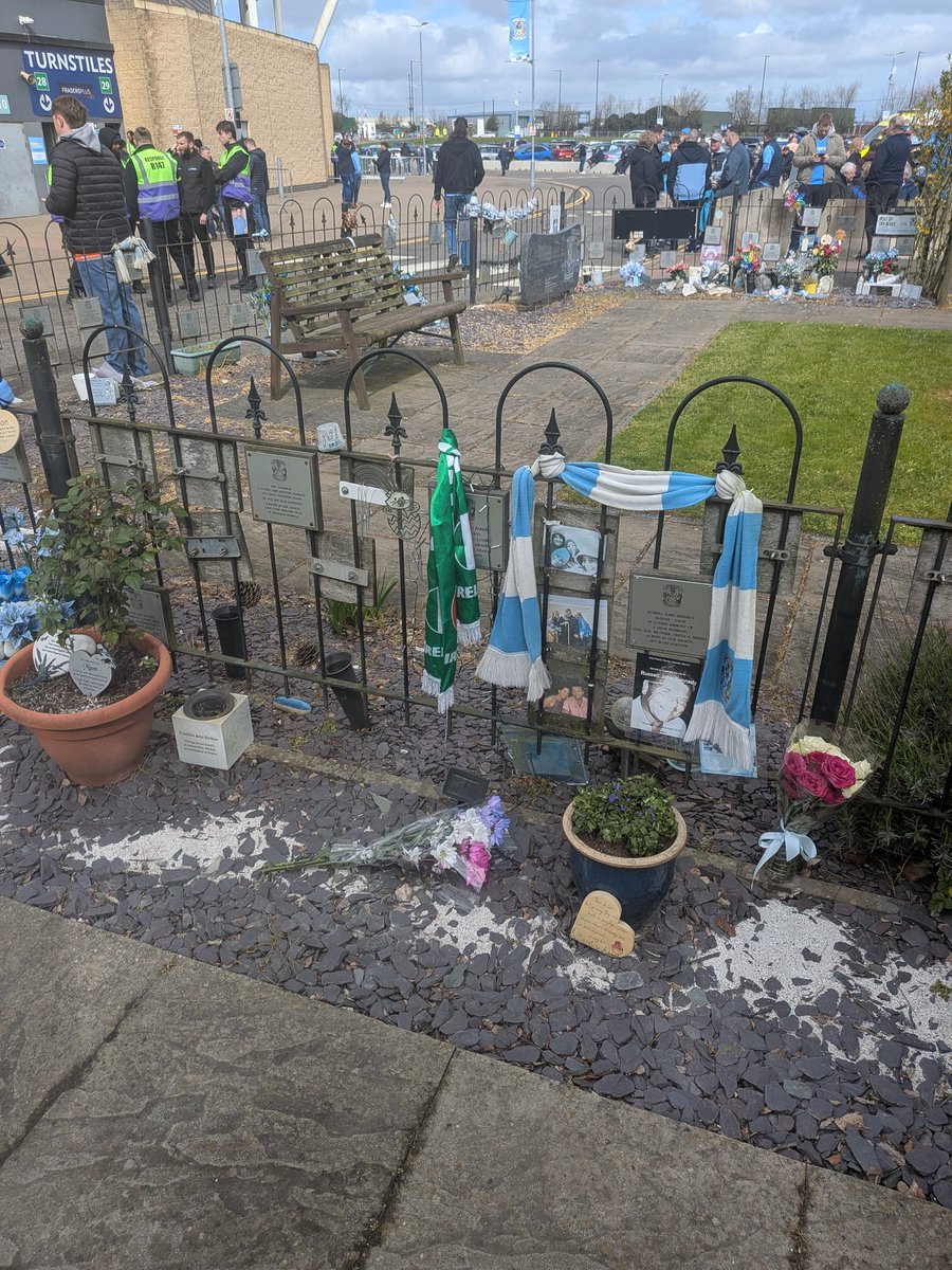 All those years waiting to see Coventry back in the Premier League… wish you were here to see it, Dad #PUSB