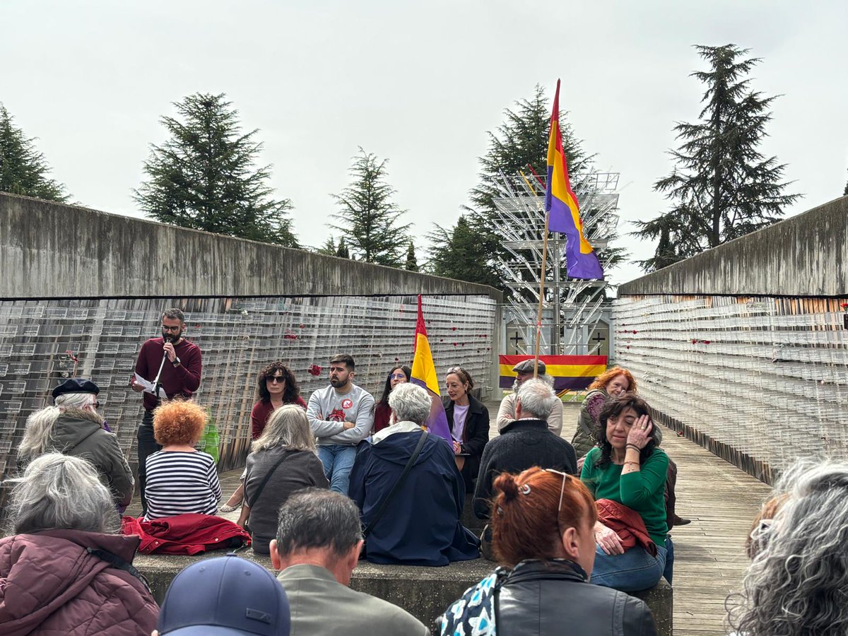 PCE León tweet media