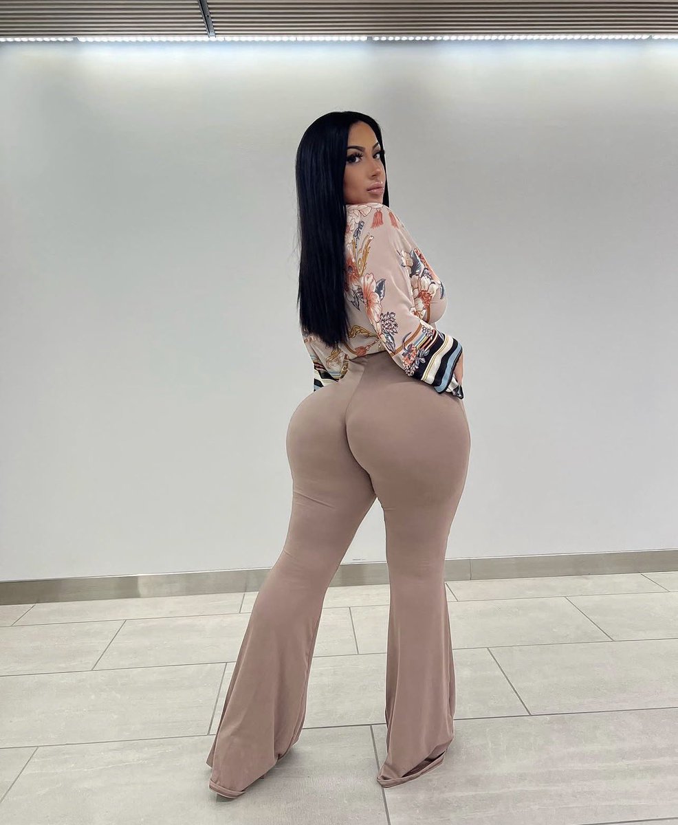 DavidSandraFlo2's tweet photo. How did i look ❤️😍 https://t.co/sK1ZcUbxW8