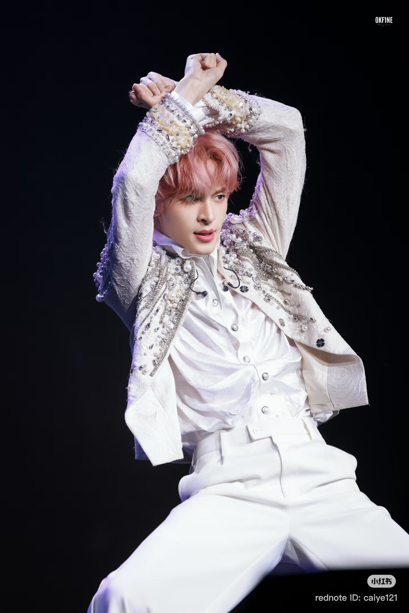 anzu 🌸 tweet media