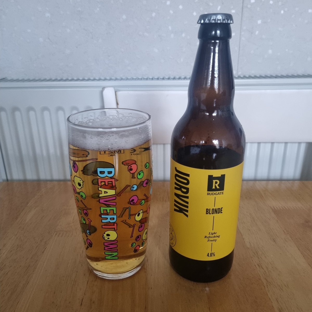 WelshWestwood's tweet image. Jorvik Blonde 4.6%

Bottle | @rudgatebrewery
Glass | @BeavertownBeer 

#ale #beer #beavertown #rudgate #beerdrinker #aledrinker