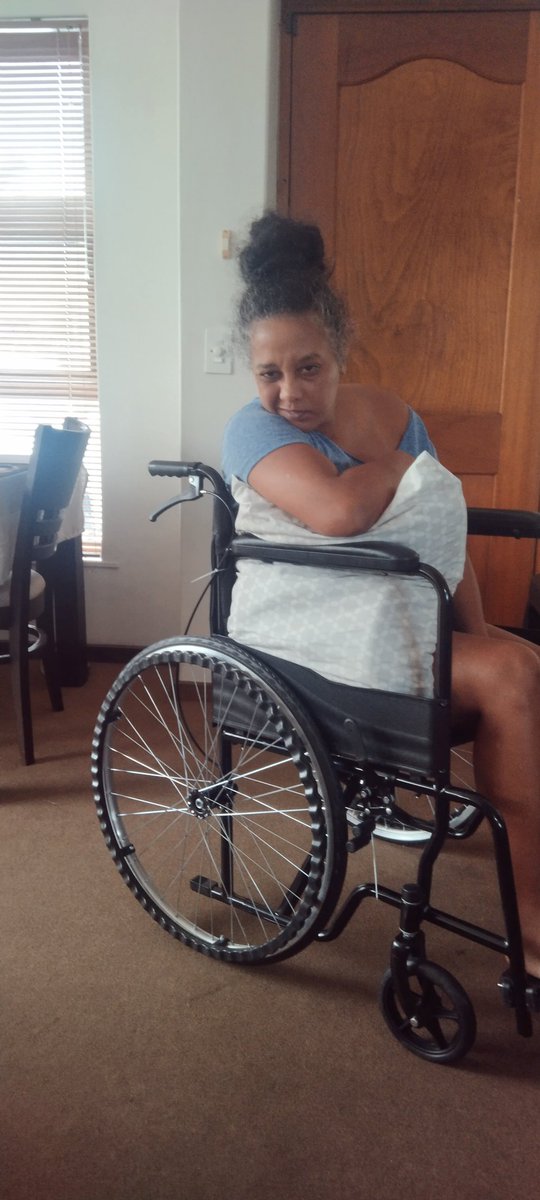 HennayFerus's tweet photo. Now I have to fight to get right. After stroke stroke. Cus I can feel my left side https://t.co/AKGnxSctMz