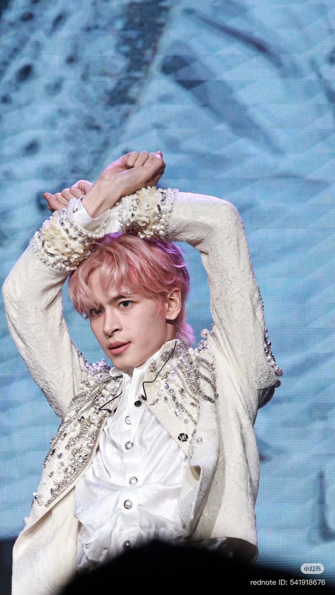 anzu 🌸 tweet media