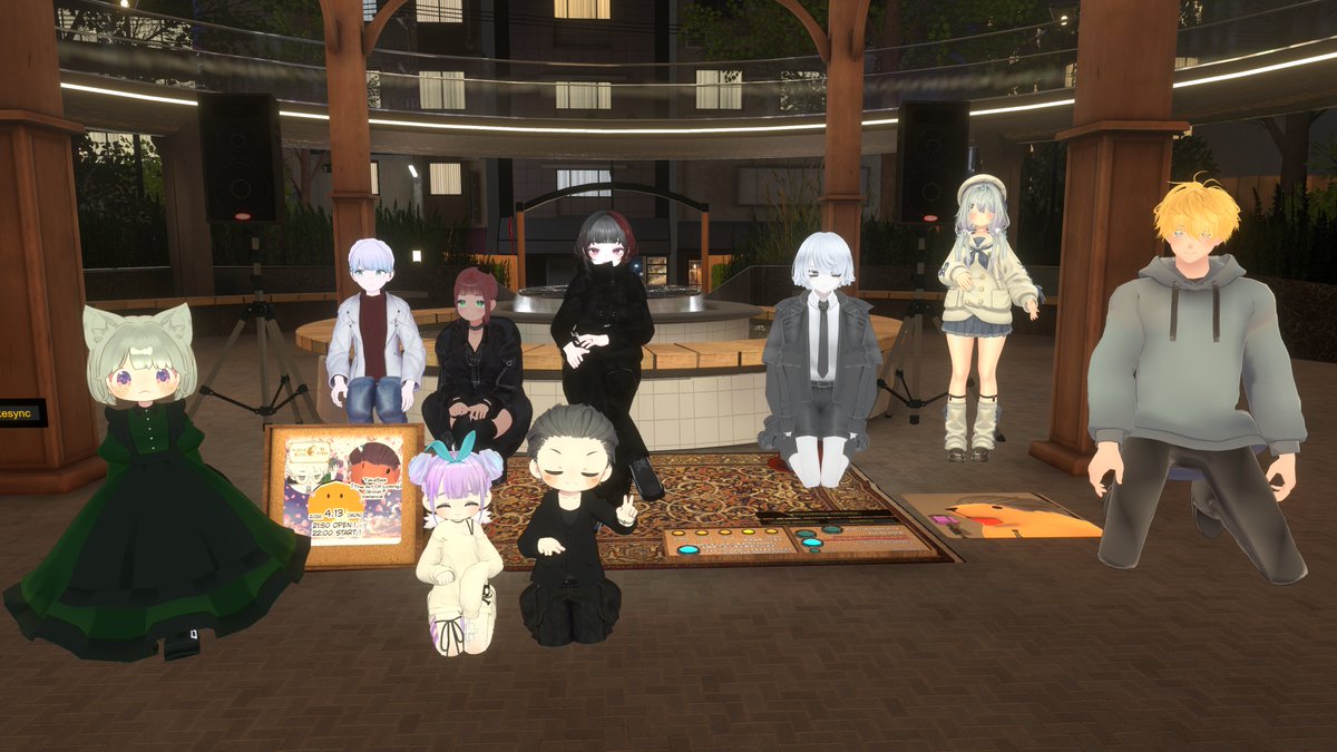 kouZwei_One's tweet image. #VRChat #VRFNS 
FirstNoteStation-始発駅-EastGateにて
2026/04/12  3:00~  sensyoさん @haSbiroco610　
ボーカルパフォーマンス
SLTインスタンスで最後の2曲だけ聴いてしれっと集合写真に混じってました！
God knows　空と君のあいだに　良き！！