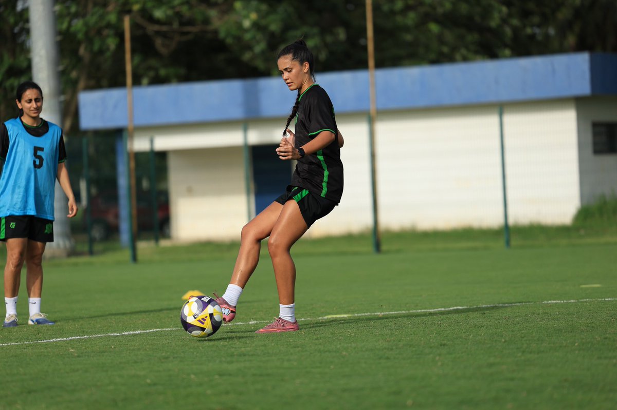 TheRealPFF's tweet image. Kayla Siddiqi Supremacy 💪 

#BajiBanana #FIFASeries 🇵🇰🦅