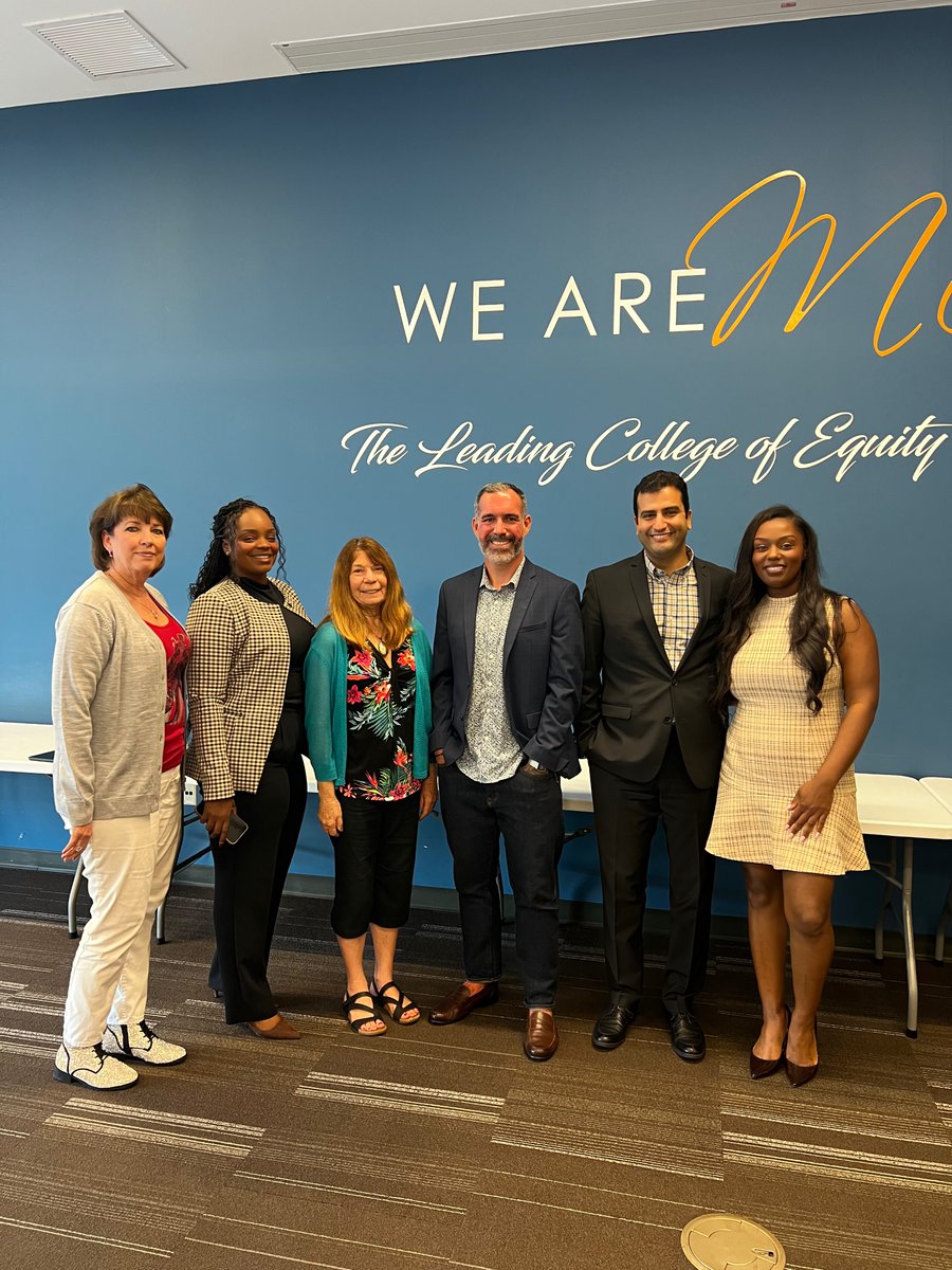SDCCEEDU's tweet image. Stronger pathways, brighter futures. 💜

President King and the SDCCE team recently participated in the 2026 SD Advance Symposium held at Mesa College, focused on expanding opportunities for students transitioning from noncredit to credit programs.

#SDCCE #SDAdvance