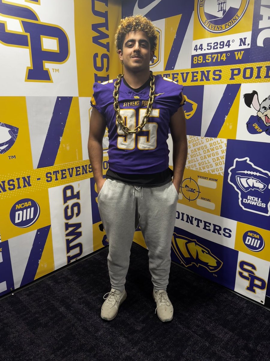 tahak2027's tweet photo. Thank you @UWSPFootball for having me over for an amazing junior day and spring ball practice! Had a great time learning about the program!

@coach_bocanegra @Coach_MSnyder @CoachLerf @CoachBenBurk @Dean12Mark @LSHSCougarsFB @OJW_Scouting @PrepRedzoneMN https://t.co/ByrwNQQO4H