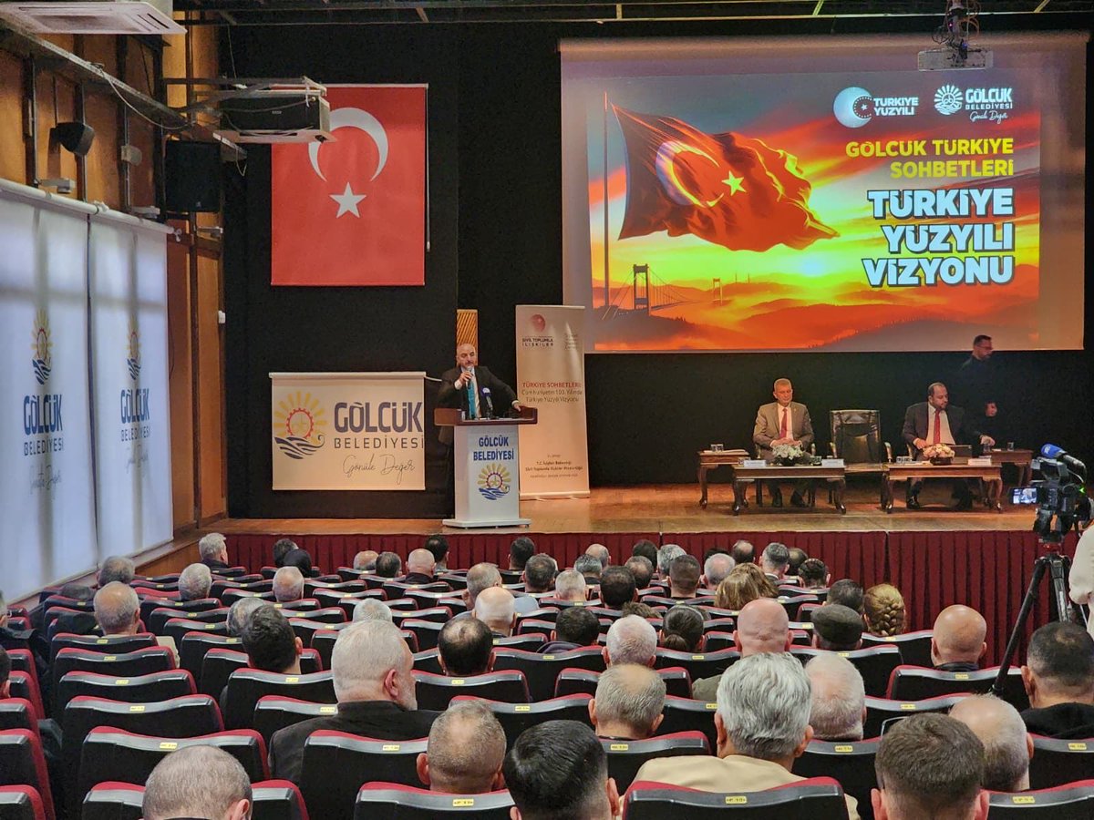 sivildp's tweet photo. Sn. @AvYildirimSEZER, STK temsilcileri, akademisyen ve yerel medya temsilcilerinin katılımıyla "Türkiye Sohbetleri: Cumhuriyetin 100. Yılında Türkiye Yüzyılı Vizyonu" Gölcük toplantısı gerçekleştirildi.

Programda emeği geçen ve programa katkı sunan herkese teşekkür ederiz. https://t.co/ko3Du8qWP2