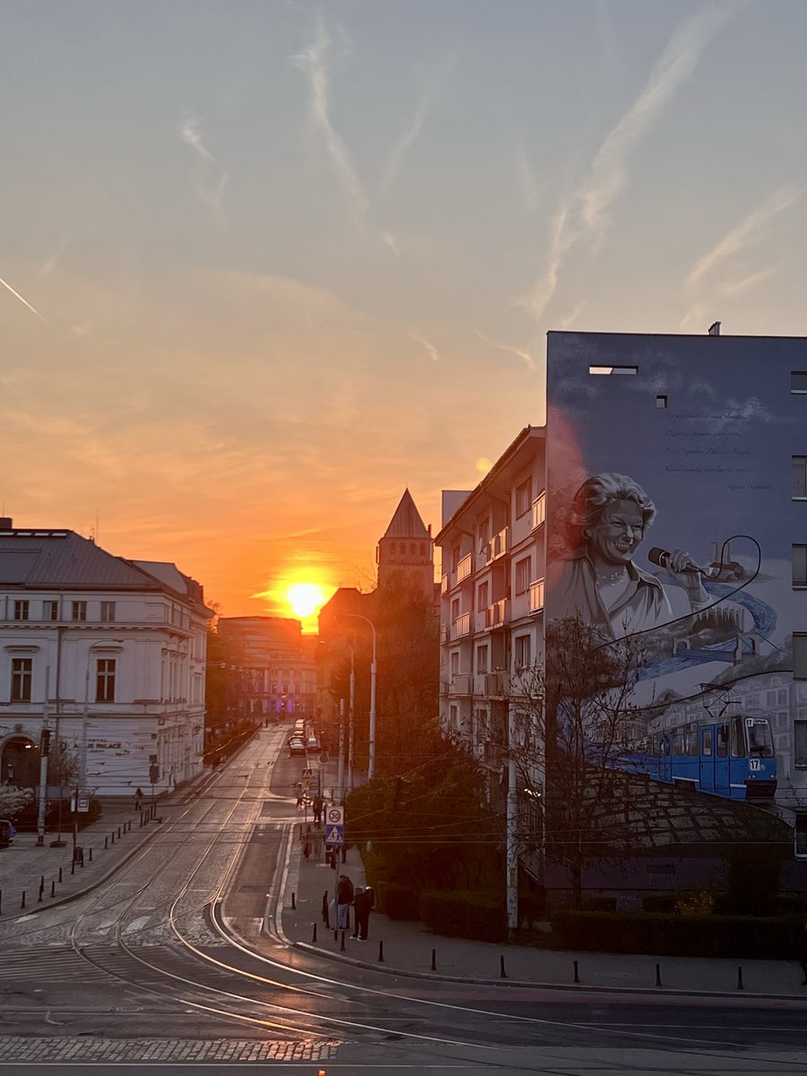 2mileurista tweet media