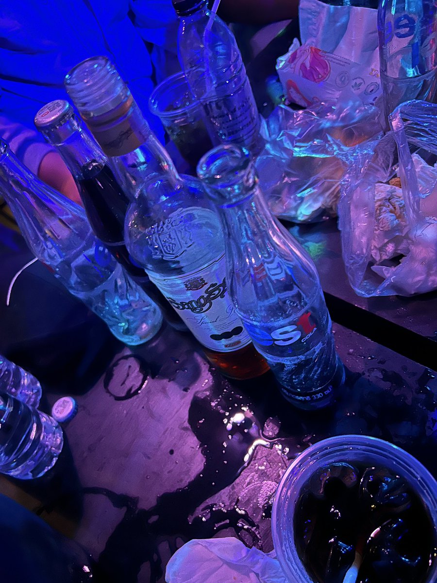 eieiei.sx tweet media