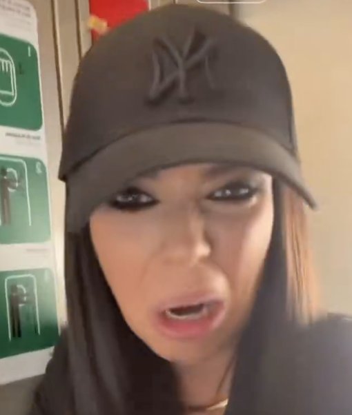 Pily Dark Khasbell tweet media