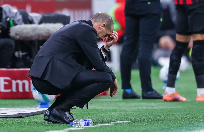 Andy_Calcio's tweet image. Max #Allegri a DAZN: "Es justo que los aficionados hayan silbado. Esta derrota nos hace entender que el puesto de Champions está en riesgo".

"Esta derrota es un percance en el camino, pero ahora tenemos una semana para preparar bien el partido contra el #Verona".

"El cambio de