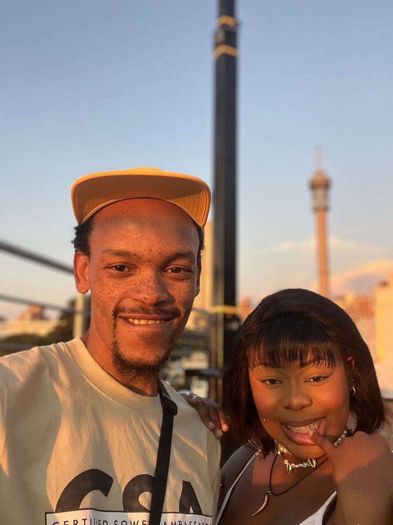 ツ Lord Ori tweet media