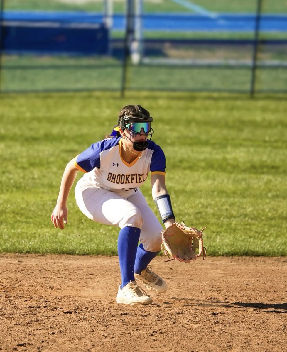 EmilyCasey2029's tweet photo. Accomplished my first softball goal of 2026 by making my HS Varisty team as a freshman.  Grateful to be a part of this team, and had a great first week of non-conference games.  Will post my highlights later today!
@RITG_CosLieto @CoachCozzie @tjbatts @Frank_Lieto
 @SBRRetweets @CoastRecruits @EC_Recruit  
@ImpactRetweets
 @IrishFPSoftball 
@ScoutSoftball @mmidnight1000
