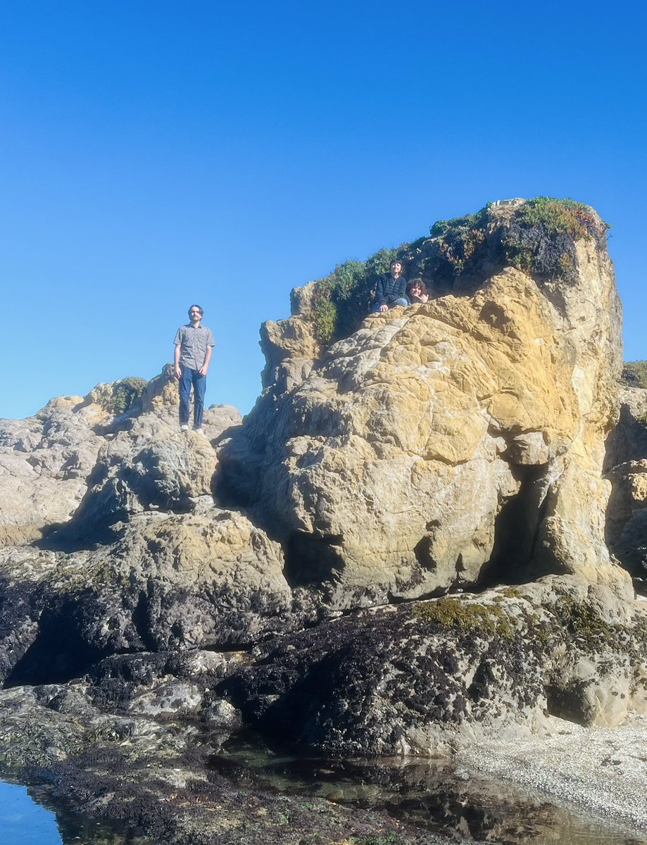 LukeJSpalla's tweet photo. Spring break in Mendocino, CA 🌊
#family #glassbeach https://t.co/DwcvoPZ5V7