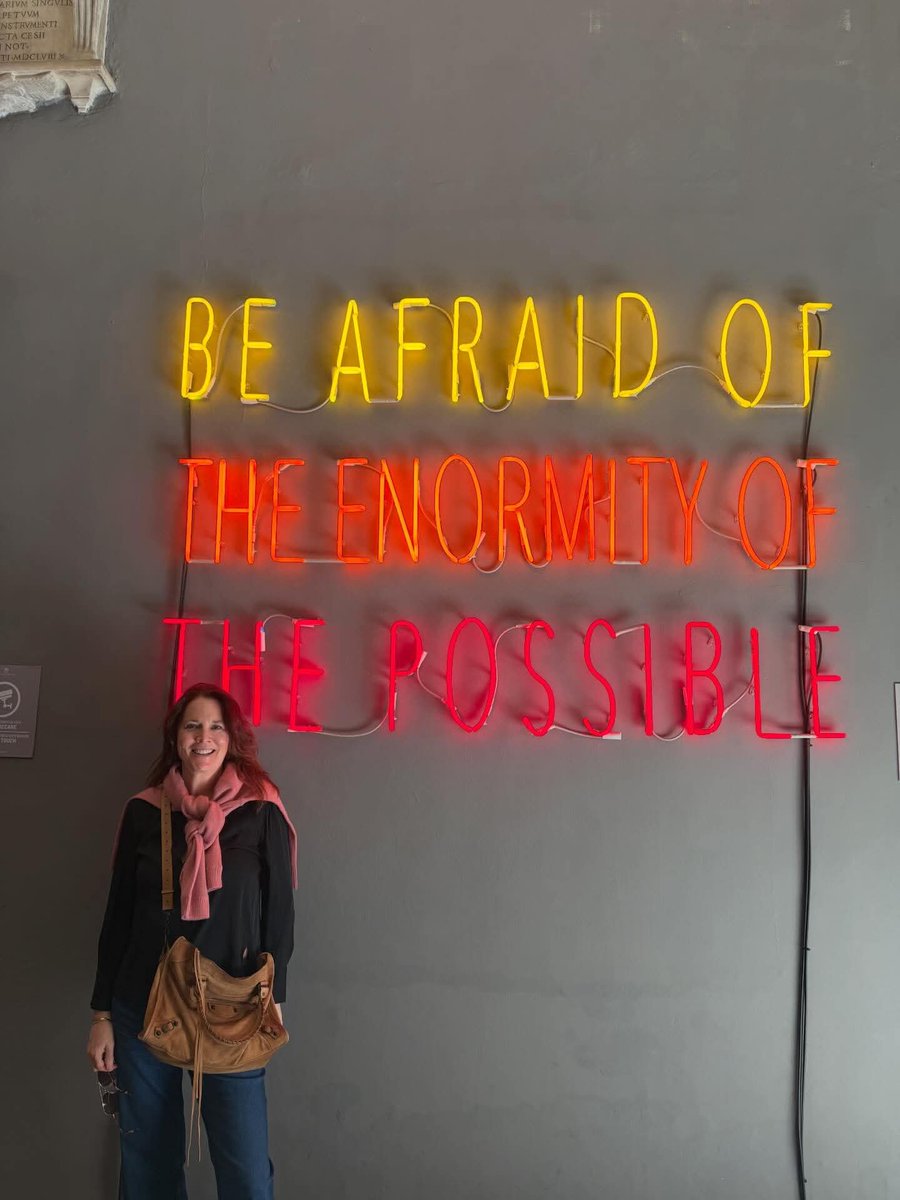 sasha_stana's tweet image. Our beautiful painting Lady #Laurelholloman on Facebook