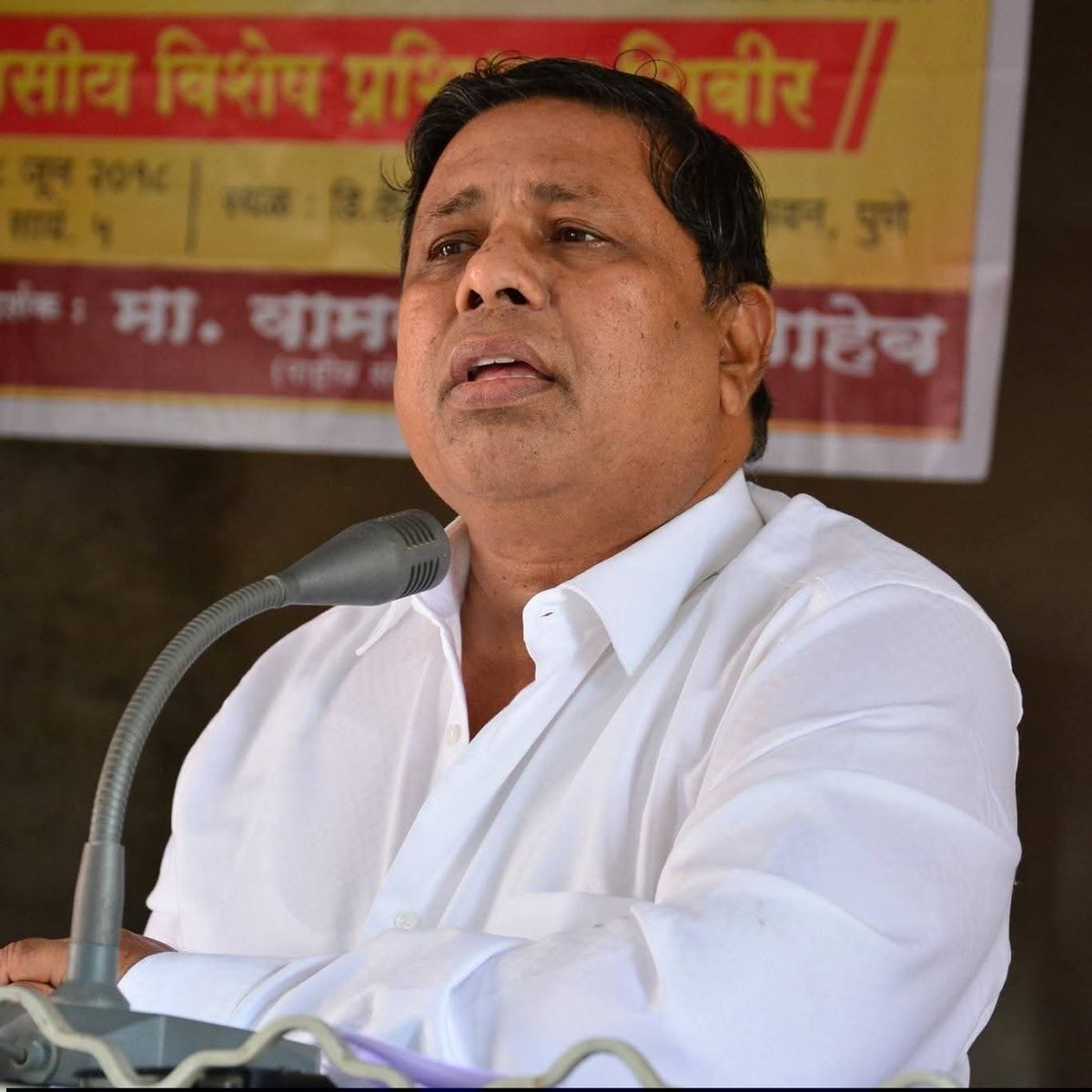 🔥 23 April 2026 — #BharatBandh
पहले BAMCEF का राष्ट्रीय अधिवेशन रोका गया,
अब Waman Meshram जी का FB पेज बंद किया गया…
आखिर सरकार को वामन मेश्राम से इतनी दिक्कत क्यों?
क्योंकि 23/04/2026 के भारत बंद की घोषणा के साथ
उनका संगठन राष्ट्रीय स्तर पर सरकार को एक्सपोज कर रहा है ✊