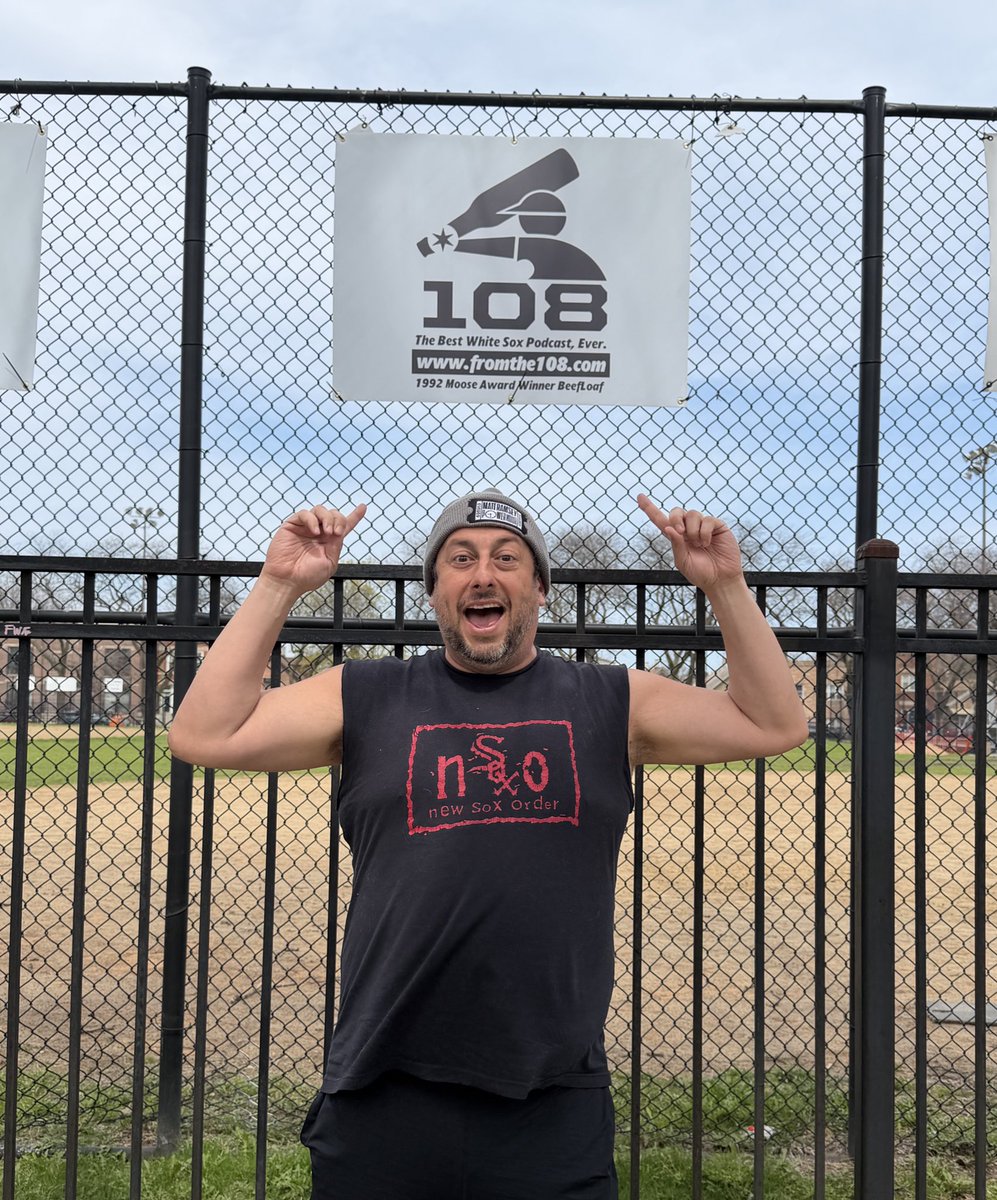 MrDelicious13's tweet photo. Got out to see the new signage!! https://t.co/NQG8KtKyF1