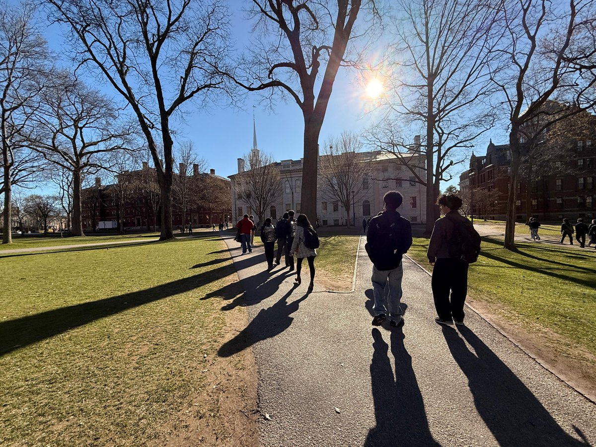 Antoninoe9L's tweet image. Great pride in seeing out Debate team from TAG at the Urban Debate National Championship at Harvard University this weekend!  Dallas ISD and TAG Proud!  #disdactivities #EnjoyTheExperience #DallasDebate
