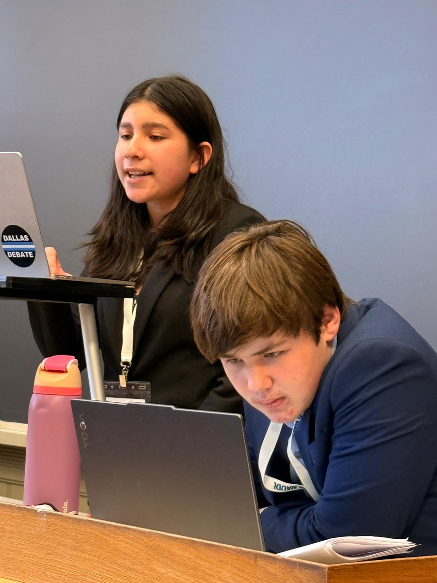 Antoninoe9L's tweet image. Great pride in seeing out Debate team from TAG at the Urban Debate National Championship at Harvard University this weekend!  Dallas ISD and TAG Proud!  #disdactivities #EnjoyTheExperience #DallasDebate