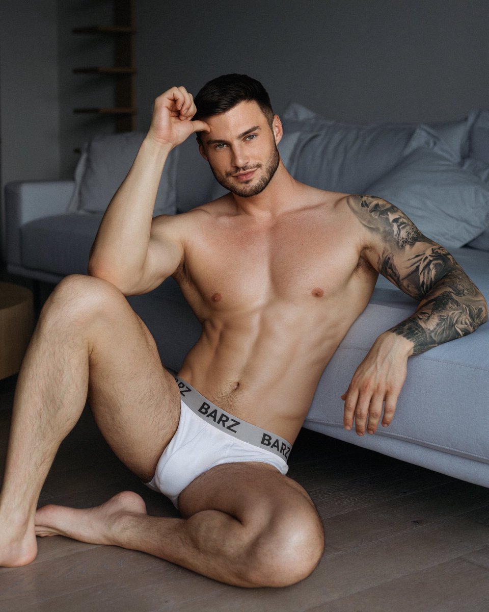 Max Barz tweet media