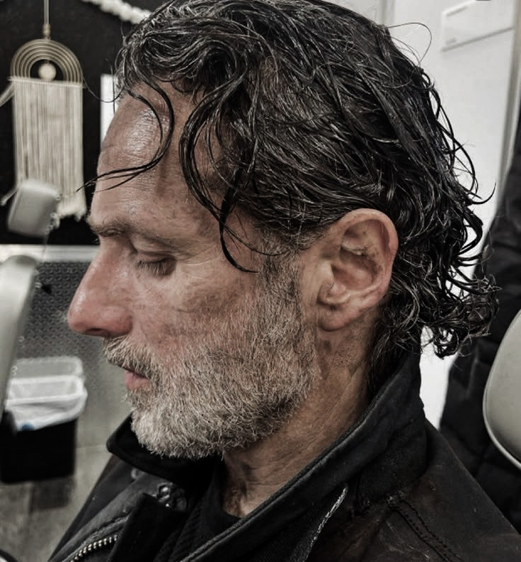 ᅠ⃰ᅠ𝐕𝙄𖦹͟͡𝕷𝐄𝓝𝐓ᅠ𓃦ᅠ𝕯͜͡𝖔𝐆.ᅠ🐾 tweet media