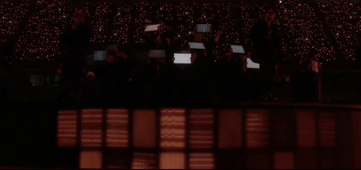 intro:night 🧭 tweet media