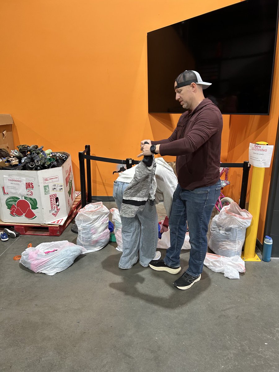 F3Omaha3rdF's tweet photo. Great morning with @HHMFoodPantry today on warehouse sorting day 
@F3Omaha https://t.co/V27Z82r1cJ