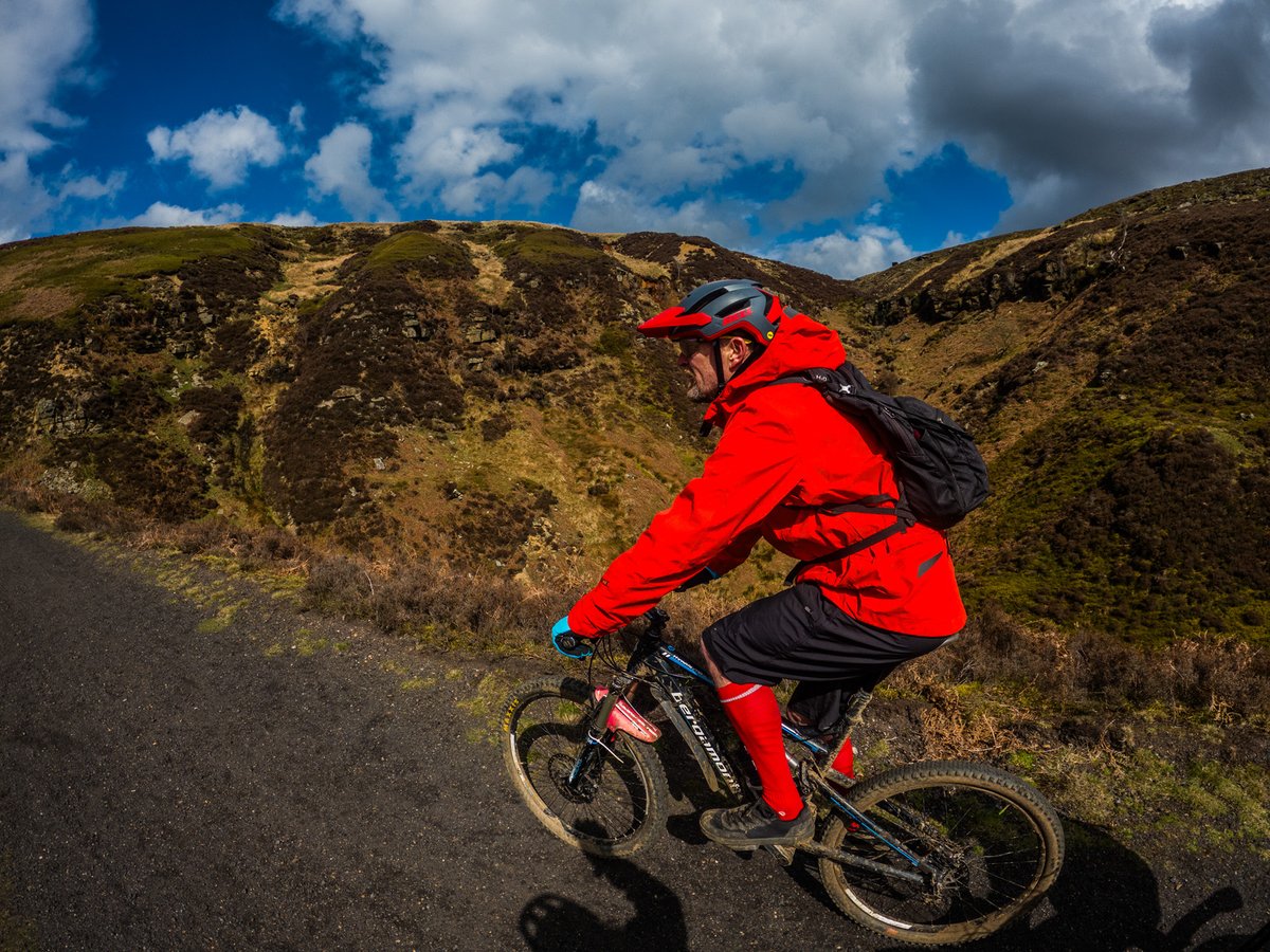 JlphotoV's tweet photo. A bit of snow to start the ride.
@TotalMTB_ @MTBTalk @nns_mtb @Absolutemtb1 #justride #worklessridemore #mtb #terratrailblazers #mbtshotz #lifebehindbars #YIRide @northyorkmoors #northyorkmoors
@cycletography @OPOTY #GrimUpNorth https://t.co/iJ1DPCees8