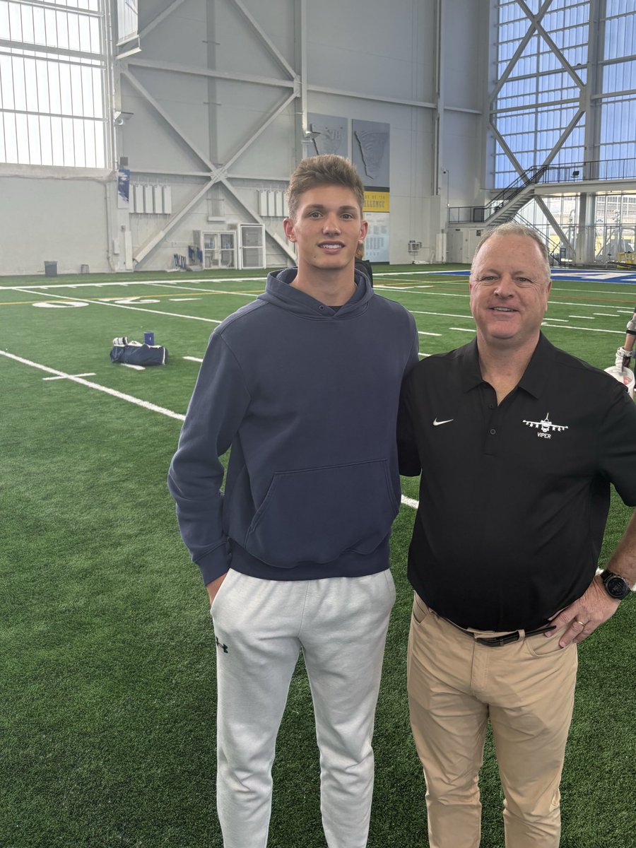 sam_canale26's tweet photo. Had an amazing visit at the Air Force Academy! Special thanks to @CoachTimHorton, @CoachStubbs, @Coach_Thiessen, @CoachTCalhoun, and all the coaching staff and players who taught me about the Bolt Brotherhood! Can’t wait to be back! 🇺🇸⚡️
#FlyFightWin
#BoltBrotherhood
@AF_Football https://t.co/TtnP6whl7I