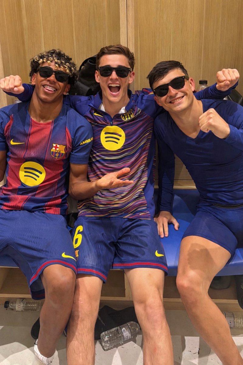 larah🇵🇸 tweet media