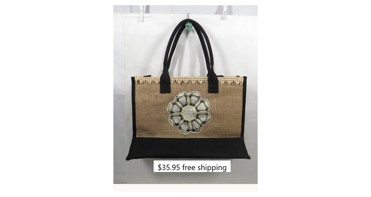 rarefinds4u's tweet image. Upcycled vintage lace bag
#freeshipping #smilett23 #vintage #antique #shopping