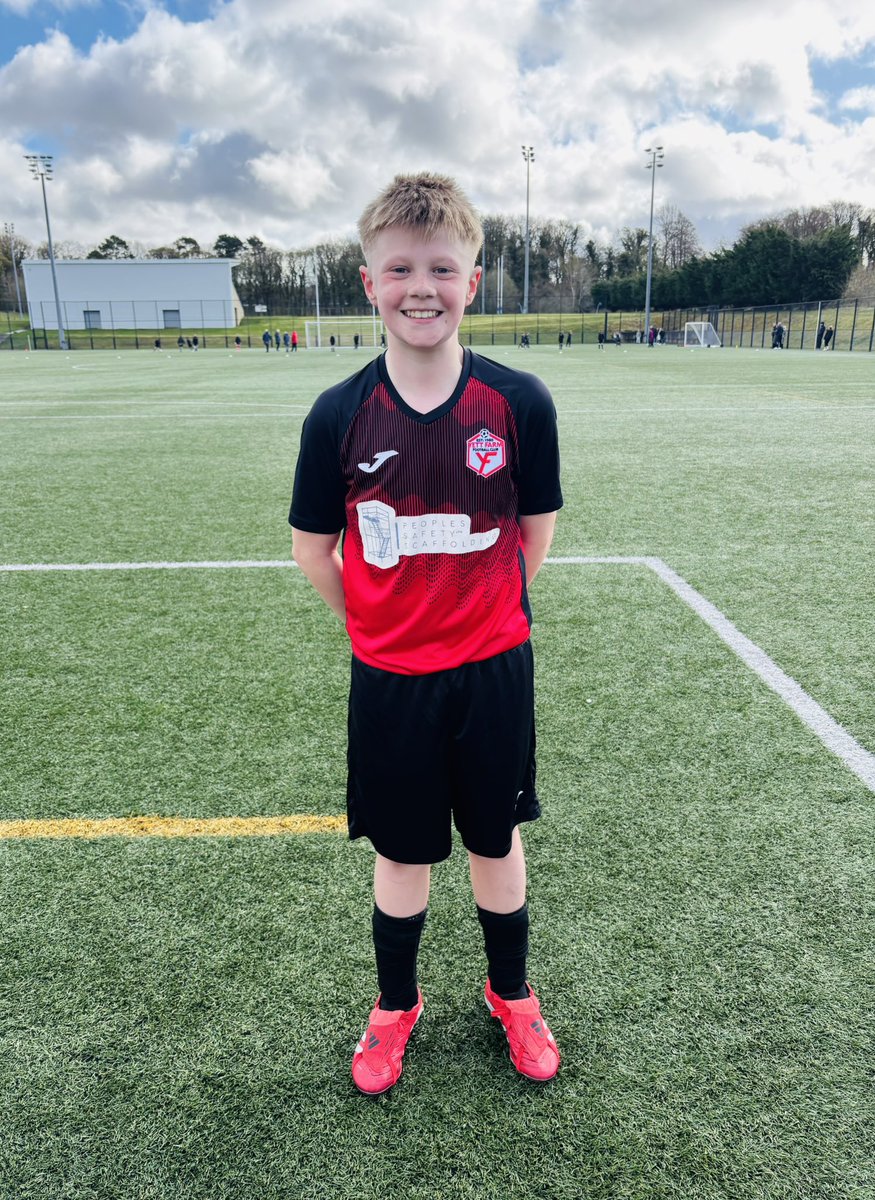 2014Yett's tweet photo. ⚪️⚽️⚪️⚽️⚪️⚽️ 
The Whites took on Milton Rovers YFC at Dalziel Park this morning. The boys moved the ball well and scored some excellent goals. The team continues to improve as we play our final 9 a side games. Well done lads!! 👏🏼@CLYFA1 https://t.co/CljFRszR51