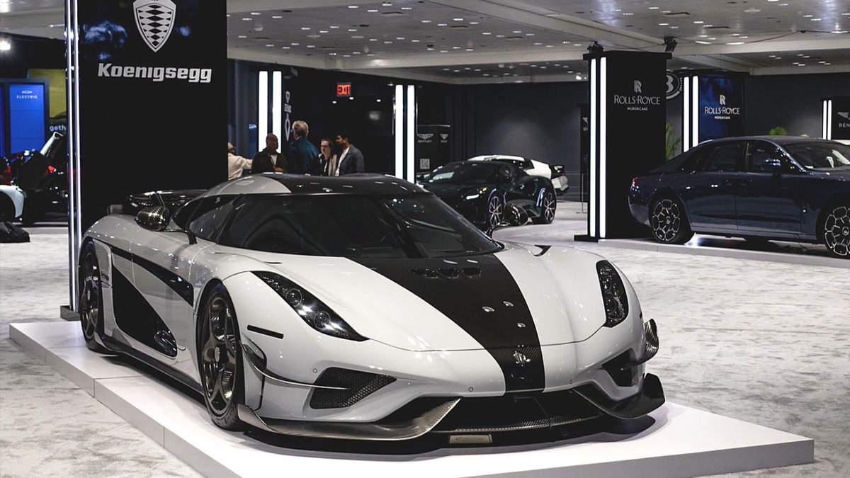 New York Auto Show tweet media